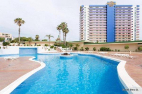 Apto increíble, acogedor, luminoso de ambiente muy relajante con excelentes vistas y servicios/ Amazing apt with sunset lovely views
